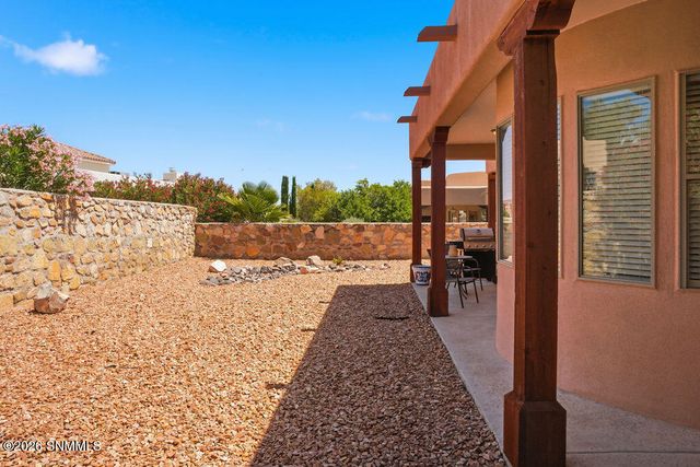 2462 Conchas Lane, Las Cruces, NM 88011