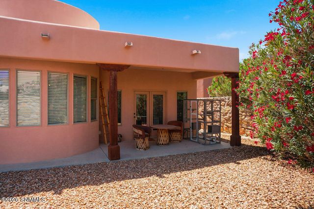2462 Conchas Lane, Las Cruces, NM 88011