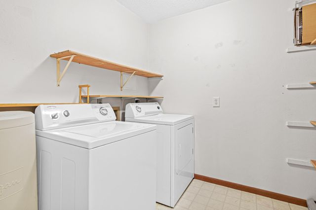 3275 80th Street E 305, Inver Grove Heights, MN 55076
