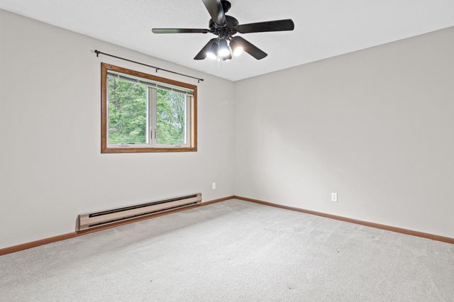 3275 80th Street E 305, Inver Grove Heights, MN 55076