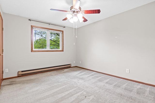 3275 80th Street E 305, Inver Grove Heights, MN 55076