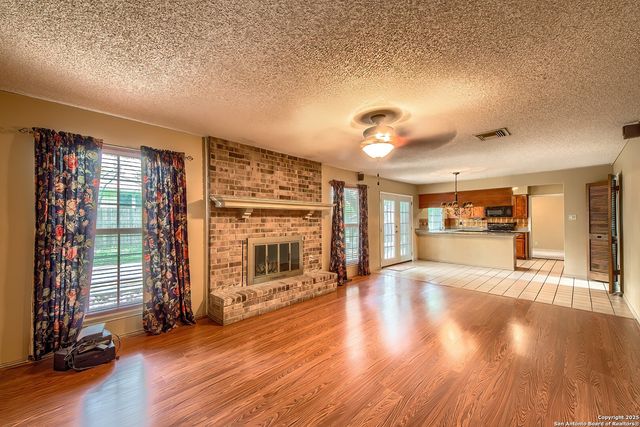 2611 Pebble Dawn, San Antonio, TX 78232