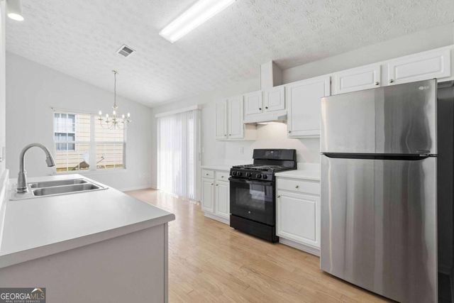 2524 Camrey Court, Lawrenceville, GA 30044