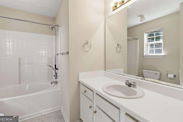 2524 Camrey Court, Lawrenceville, GA 30044