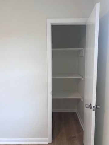 124 Country Club Dr, Hendersonville, TN 37075