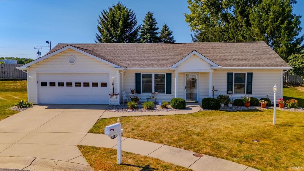 20 Cobblestone Boulevard, Gas City, IN 46933