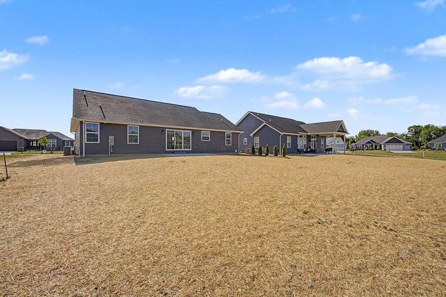 204 De Rosa Drive, Johnstown, OH 43031
