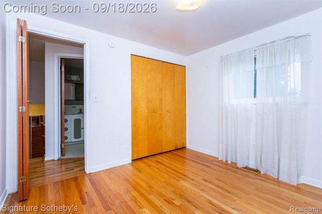 32478 Washington Street, Livonia, MI 48150