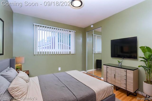 32478 Washington Street, Livonia, MI 48150