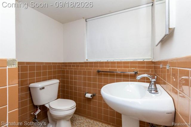32478 Washington Street, Livonia, MI 48150