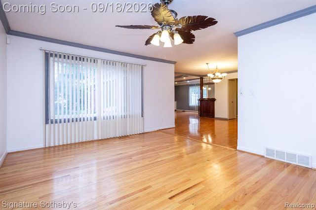32478 Washington Street, Livonia, MI 48150