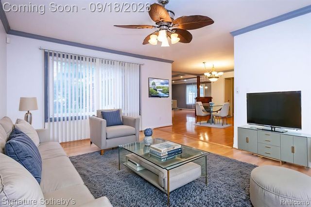 32478 Washington Street, Livonia, MI 48150