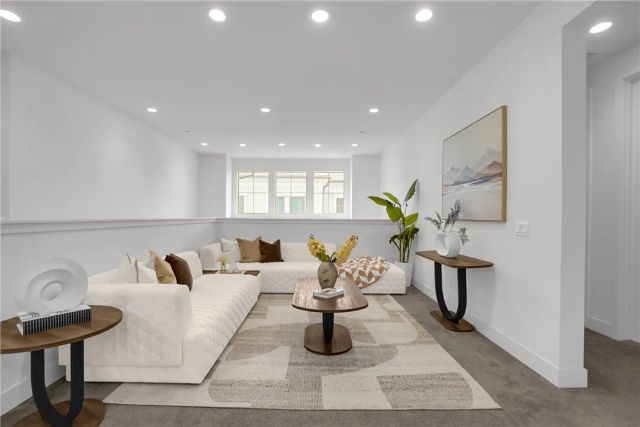 212 Sutters Mill, Irvine, CA 92602
