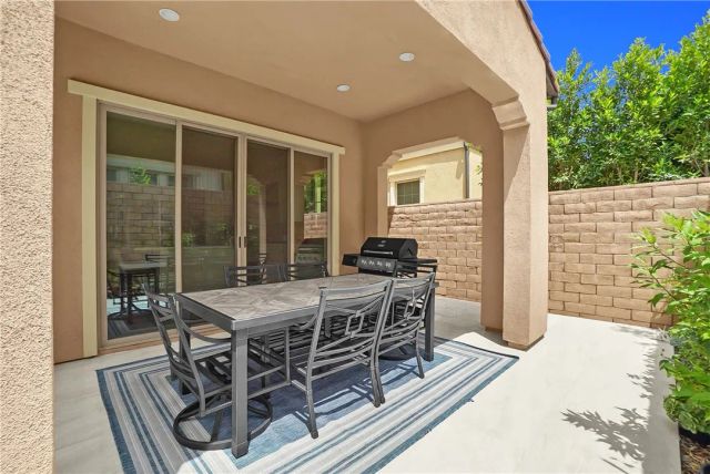 212 Sutters Mill, Irvine, CA 92602