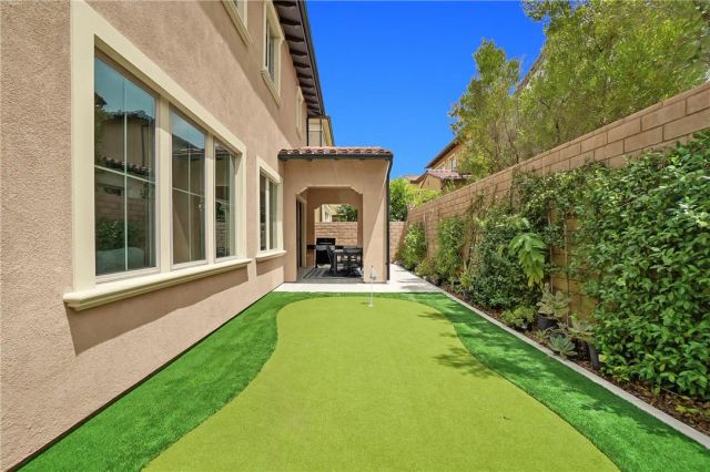 212 Sutters Mill, Irvine, CA 92602