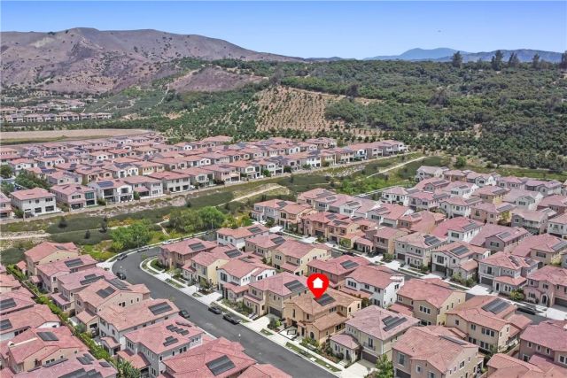 212 Sutters Mill, Irvine, CA 92602