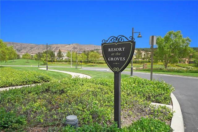212 Sutters Mill, Irvine, CA 92602