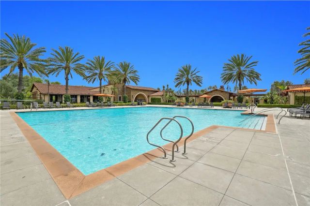 212 Sutters Mill, Irvine, CA 92602
