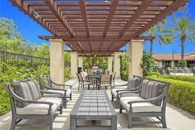 212 Sutters Mill, Irvine, CA 92602
