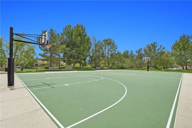 212 Sutters Mill, Irvine, CA 92602