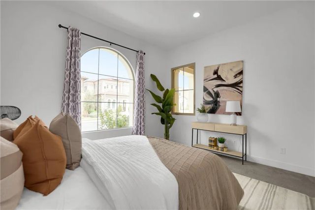 212 Sutters Mill, Irvine, CA 92602
