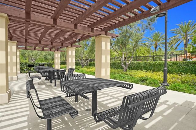 212 Sutters Mill, Irvine, CA 92602