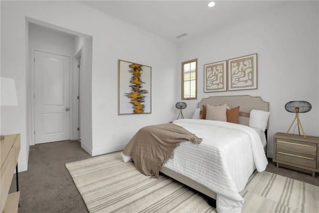 212 Sutters Mill, Irvine, CA 92602