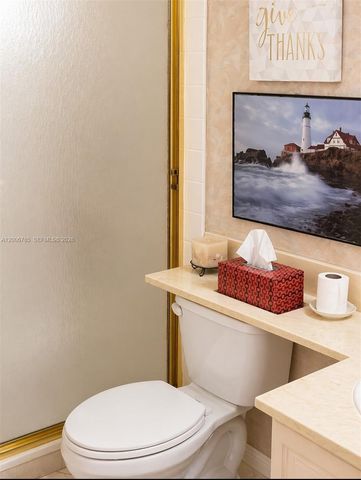 400 N Riverside Dr 203, Pompano Beach, FL 33062