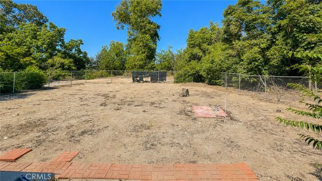 11139 Laurel, Bloomington, CA 92316