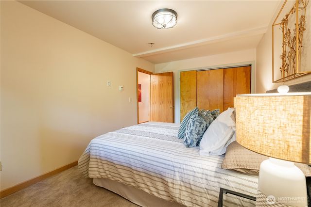 1614 32nd Avenue, Seattle, WA 98122