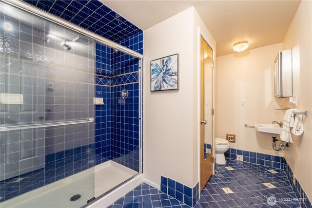 1614 32nd Avenue, Seattle, WA 98122