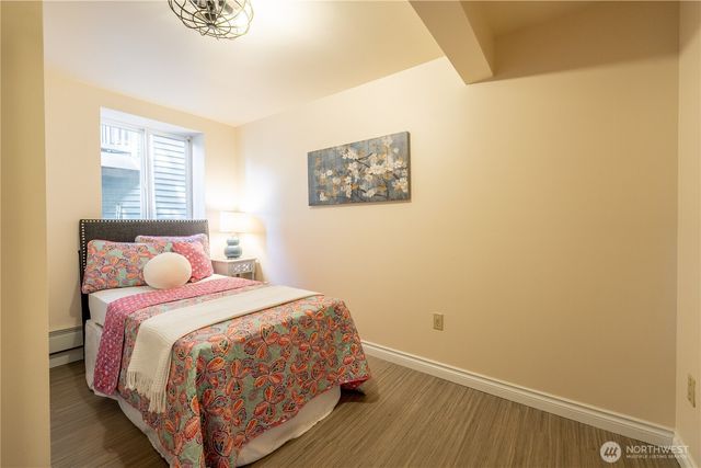 1614 32nd Avenue, Seattle, WA 98122