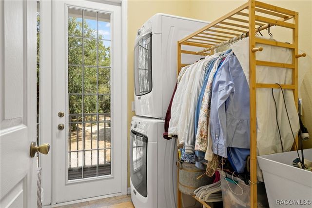 4270 SE 193rd Place, Yankeetown, FL 34498