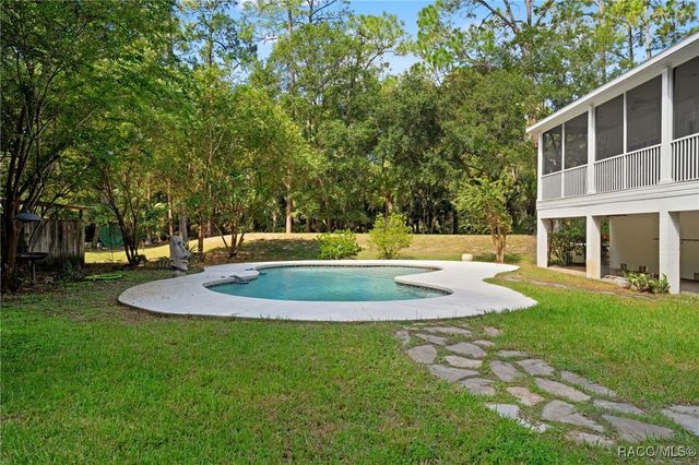 4270 SE 193rd Place, Yankeetown, FL 34498