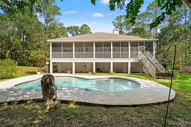 4270 SE 193rd Place, Yankeetown, FL 34498