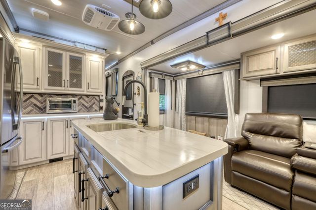 132 Heavenly Drive, Blairsville, GA 30512