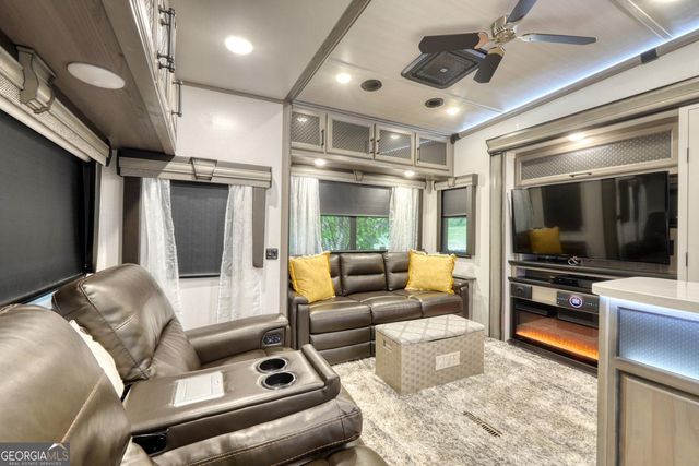132 Heavenly Drive, Blairsville, GA 30512