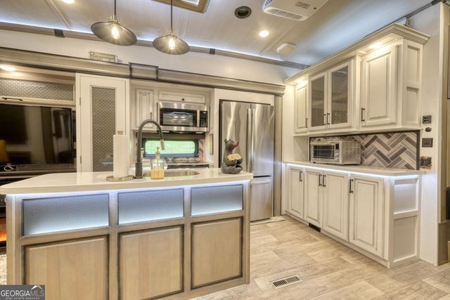132 Heavenly Drive, Blairsville, GA 30512