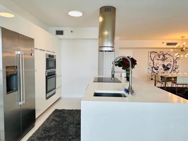 19101 NE 36th Ct 1911, Aventura, FL 33180