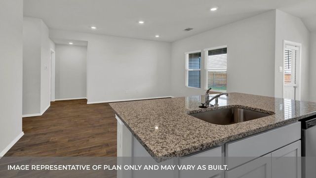 419 LANCEBILL DR, Lockhart, TX 78644
