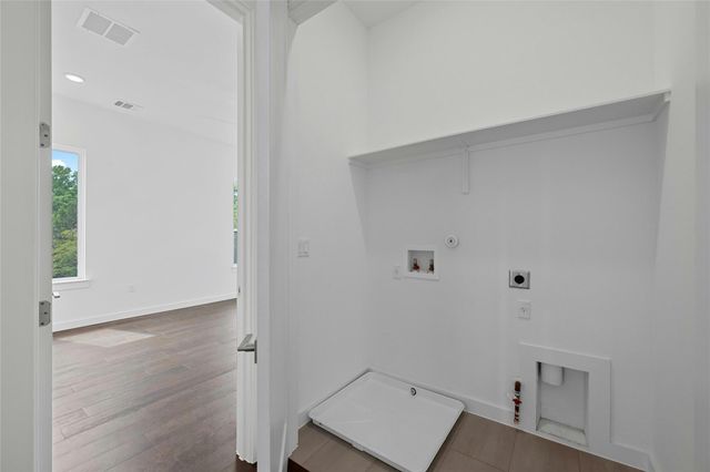 6821 Wolfcreek PASS 2, Austin, TX 78749