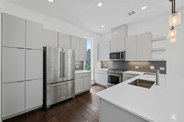 6821 Wolfcreek PASS 2, Austin, TX 78749