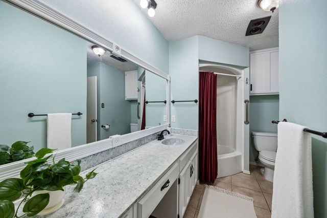 1501 Schumac Lane, Bedford, TX 76022