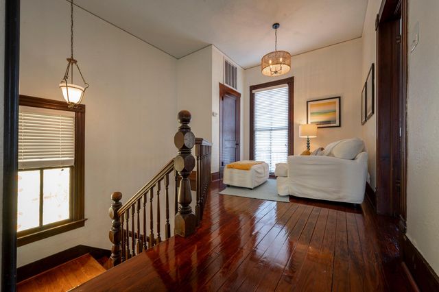 1515 24th Street, Galveston, TX 77550