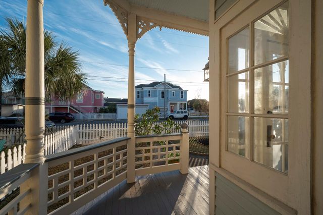 1515 24th Street, Galveston, TX 77550