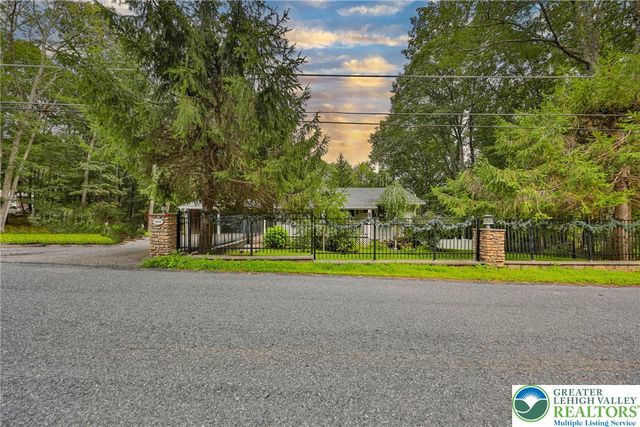1094 Maple Lake Drive, Lehman Twp, PA 18324