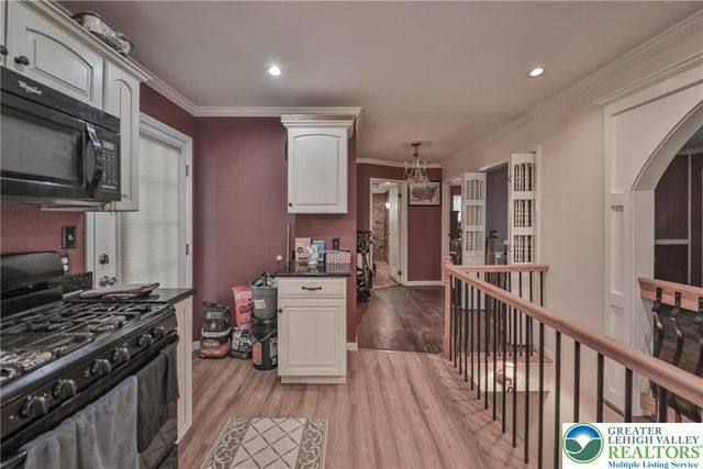 1094 Maple Lake Drive, Lehman Twp, PA 18324