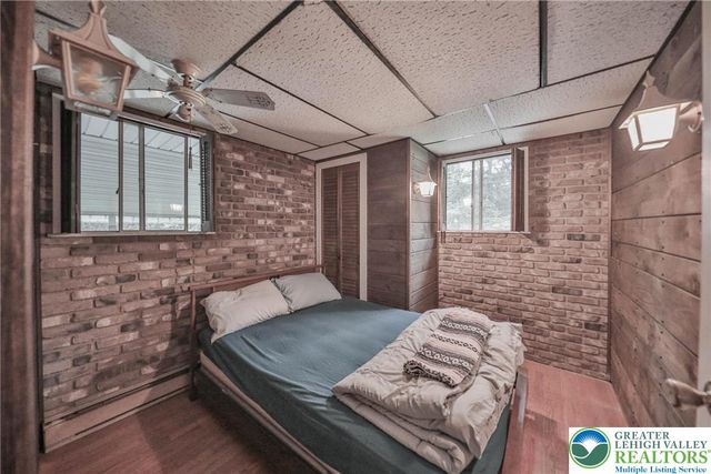 1094 Maple Lake Drive, Lehman Twp, PA 18324