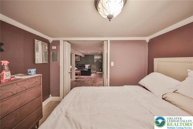 1094 Maple Lake Drive, Lehman Twp, PA 18324