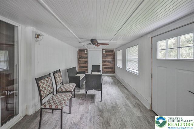 1094 Maple Lake Drive, Lehman Twp, PA 18324